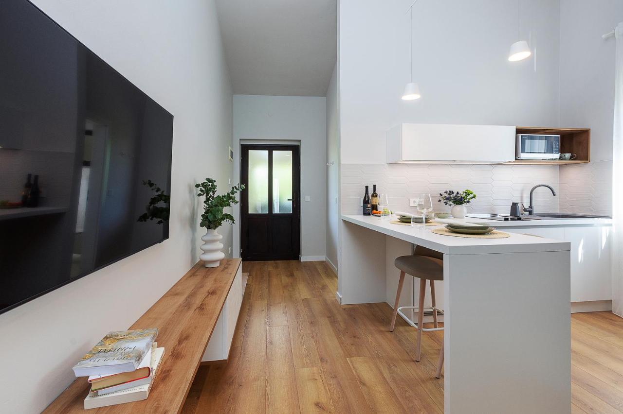The Best Sunset Apartments רוביני מראה חיצוני תמונה